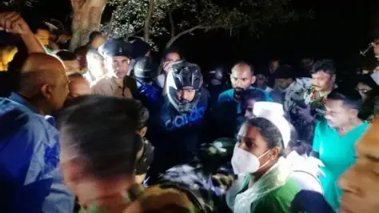 Ella Bus Accident Full Story Claims 15 Lives Heroic Rescue Efforts and Brake Failure Investigation Unfold12